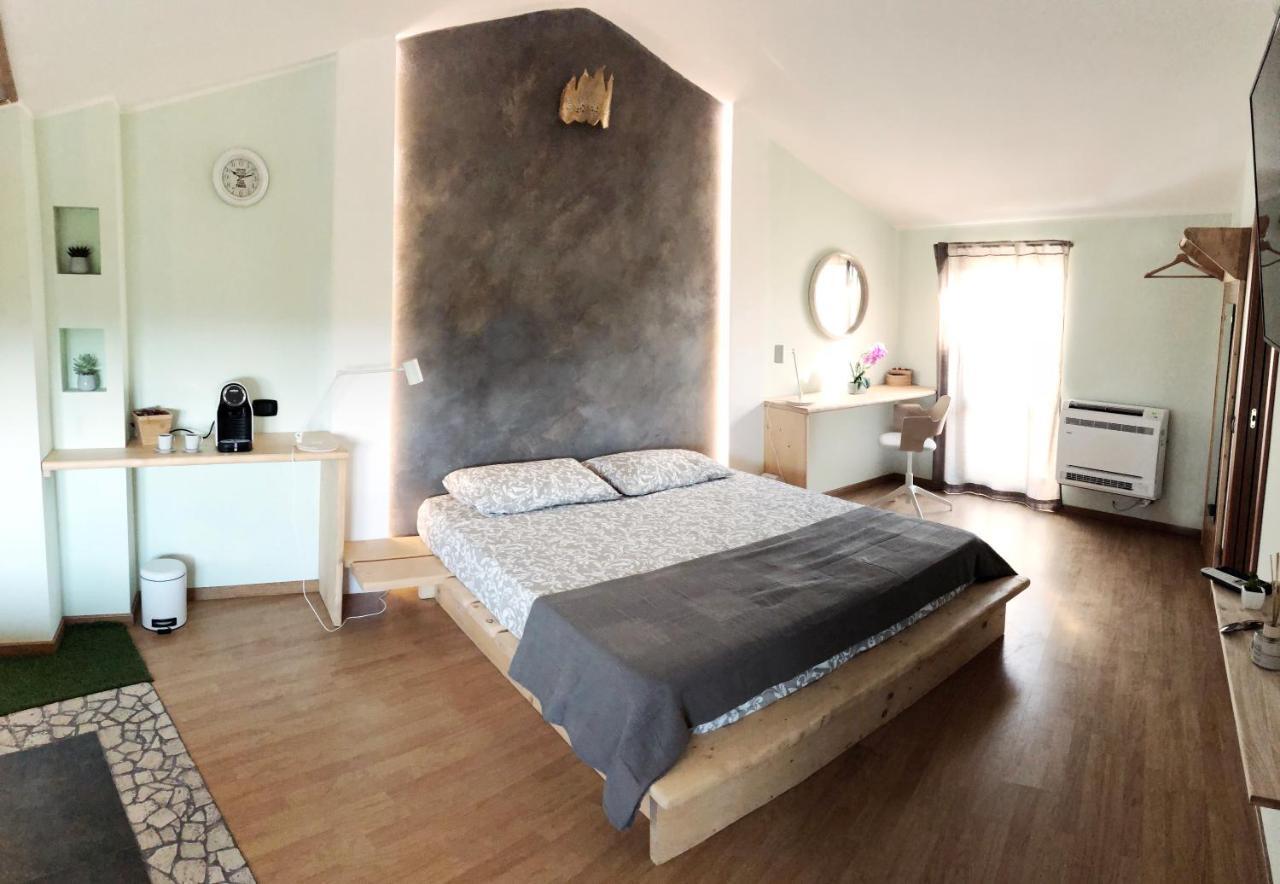 Rent Room Wood Anguillara Sabazia Bagian luar foto